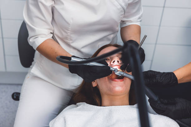 Best Dentist for Tooth Abscess  in Buckingham, FL